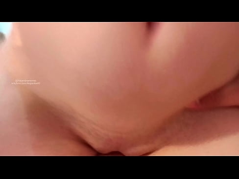 ❤️ Spanje v sestrini sobi in tako sem se zbudila ❌ Pravi pornič na sl.xxxpornolive.ru ❤